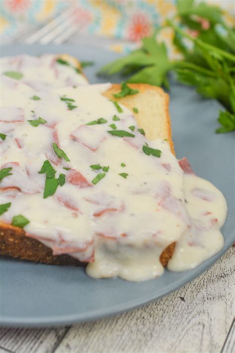 Creamed Chipped Beef on Toast Recipe