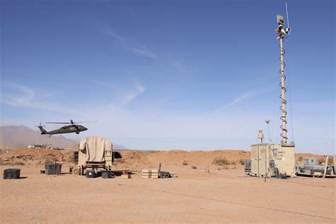 Weaponized Robots 的图像结果