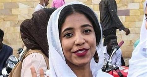 Alaa Salah, donna simbolo della rivoluzione in Sudan - Il Sole 24 ORE