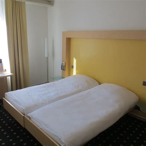 BASILISK HOTEL (Basel) - Hotel Reviews, Photos, Rate Comparison ...