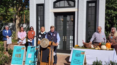 Gov. Tate Reeves calls Mayor Chokwe Antar Lumumba incompetent