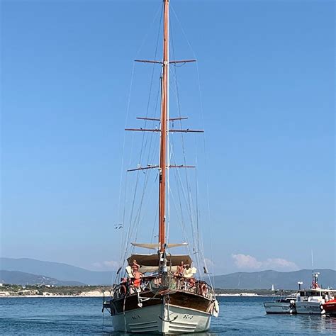 TAFFY’S BRITISH BOAT (2026) All You Need to Know BEFORE You Go (with ...