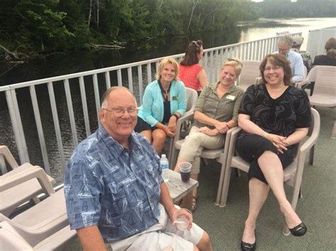 Hildebrand Funeral Home, 24 E Davenport St, Rhinelander, WI 54501, US ...