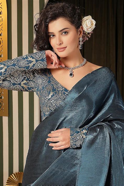 40+ Latest Full Sleeve Blouse Designs for Lehengas & Sarees