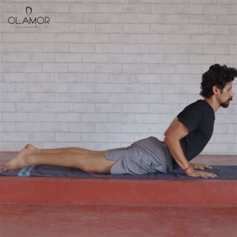 How Yoga Can Transform Your Skin's Glow Naturally – OLAMOR