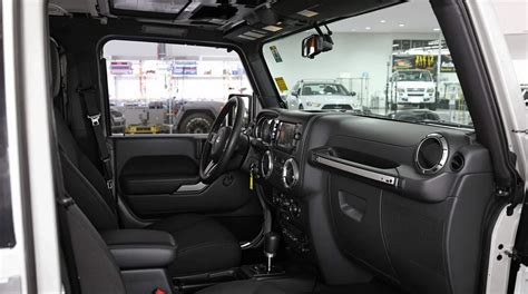 Jeep Wrangler 4xe Review: The Ultimate Off-Road PHEV Experience - jeep guides