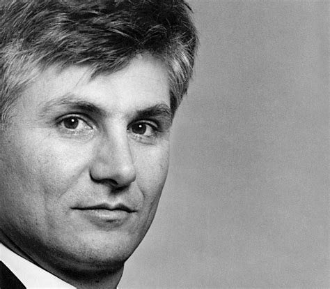 Was ist mit dem Denkmal für Zoran Djindjic? - Zeit