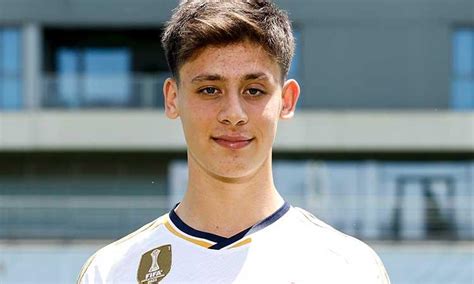 La Liga: Real Madrid put hopes on Turkish teenager Adra Guler