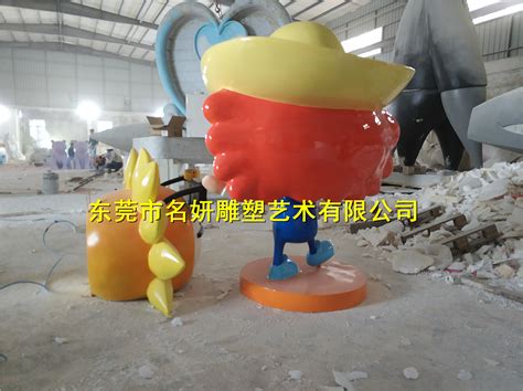 玻璃钢雕塑喷漆工艺 – 北京博仟雕塑公司