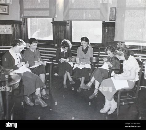 Girls high school history hi-res stock photography and images - Alamy