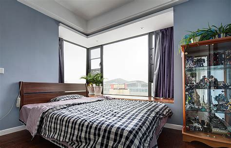 现代卧室飘窗设计图片大全 – 设计本装修效果图