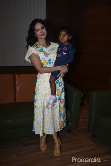 Sunny Leone Photos | Sunny Leone Pics & Photo Gallery | Hot, Sexy Sunny ...