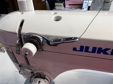 How to Set Up Sewing Machine 的图像结果