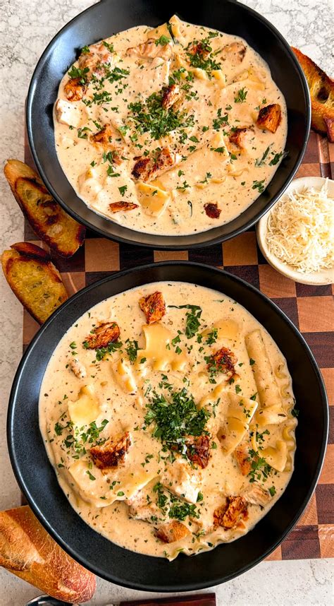 Chicken Alfredo Lasagna Soup | Moribyan