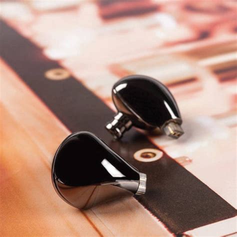 BLON BL03 In Ear monitors (IEM) | Concept Kart