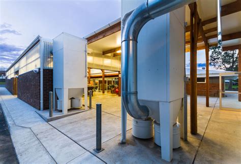 Trade School 的图像结果