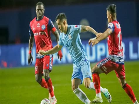 Resiliant Jamshedpur FC hold Mumbai City FC to 1-1 draw