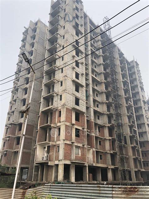 Sare Springview Floors Lal Kuan - Without Brokerage Fully furnished 2 ...