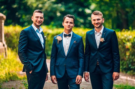 Groomsmen Proposal Ideas-Sandals Packages and News