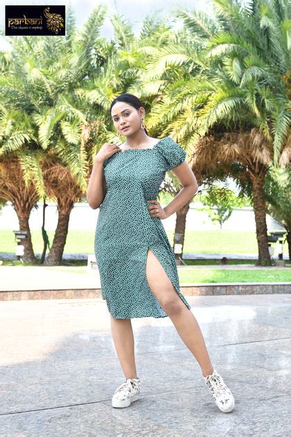 Formal Collection – Tagged "Green"– PARBANI