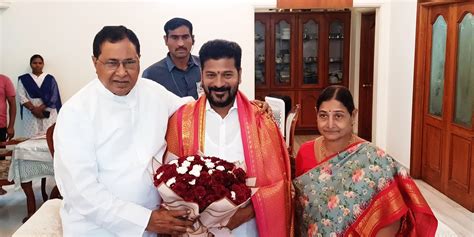Telangana ex-CLP leader K Jana Reddy refutes speculations of ...