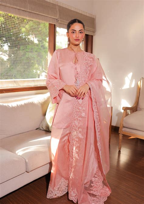 Rose Mughal Farshi Salwar Set – Seeaash