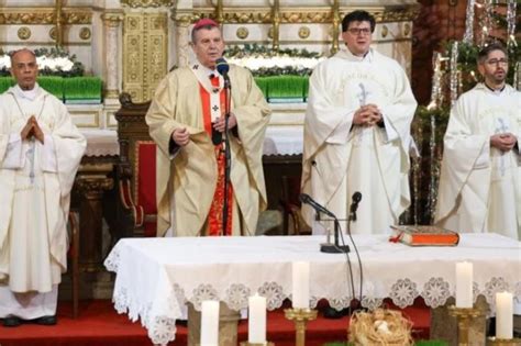 Katedrala Srca Isusova u Sarajevu ispunjena brojnim vjernicima, održana ...