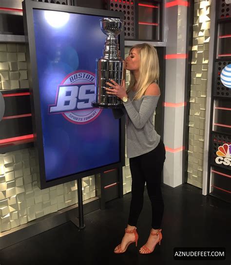 KAYCE SMITH Feet - AZNudeFeet