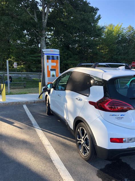 Kennebunk Service Plaza - Southbound (2) | Kennebunk, ME | EV Station