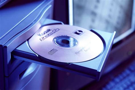 Music CD Computer 的图像结果