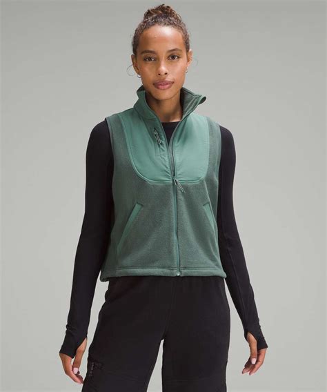 Lululemon Fleece + Ripstop Hiking Vest - Dark Forest / Medium Forest ...