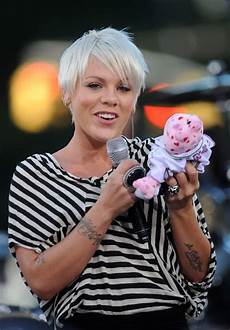 Pink New Hairstyle by Hairstyle Review And Pictures Pictures Of Pink Hairstyles Pink New Hairstyle