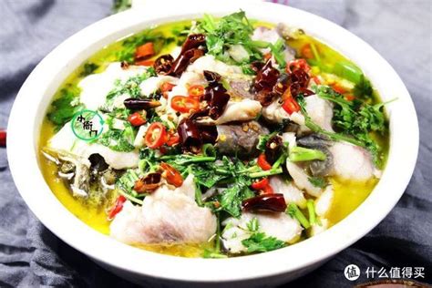 酸菜鱼做法分享，在家也能做出嫩滑的酸菜鱼__财经头条