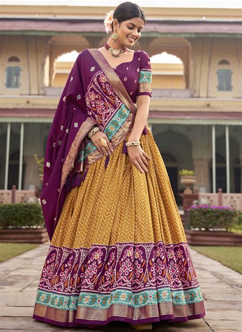 Navratri Chaniya Choli Design | Buy Ghagra Choli for Women - Tapee ...