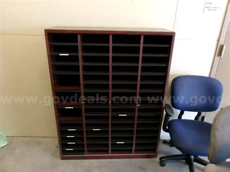 Miscellaneous Furniture (PIM Dock) | GovDeals