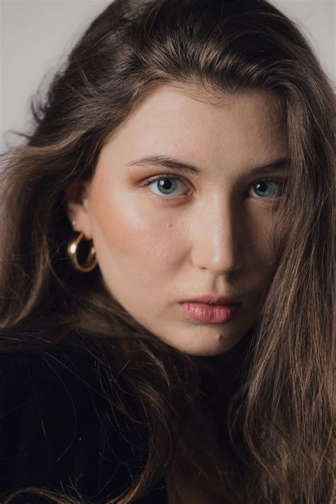 Anya Model 的图像结果