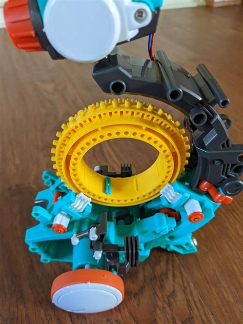 Mech5 Mechanical Coding Bot 的图像结果