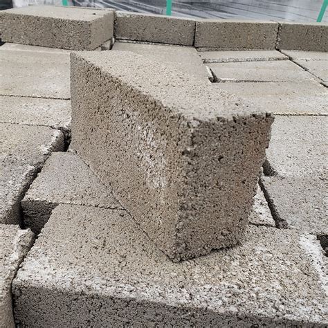 SRM Concrete 9-in x 4-in 4x2x9 Clay Fire Brick Brown Clay Fire brick in ...