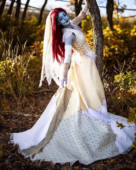 Nightmare Before Christmas Bride 的图像结果