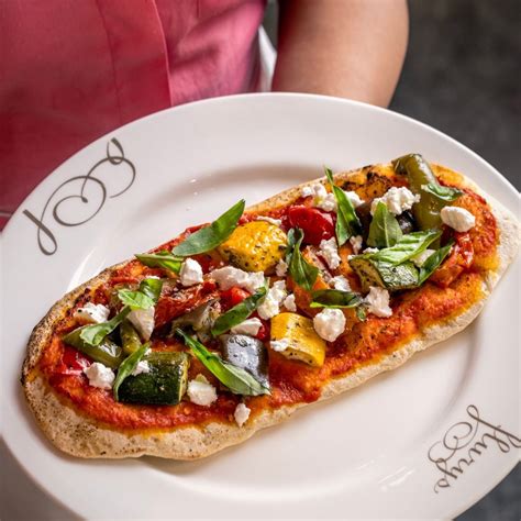 Food Review: Kolkata's Flurys Woos Mumbai With Its Traditional Dishes