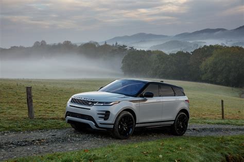 2019 Range Rover Evoque is here to take on BMW X2