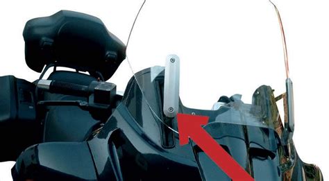 Screen attachment for BMW R1100RT, R1150RT | Motorcycle Accessory Hornig