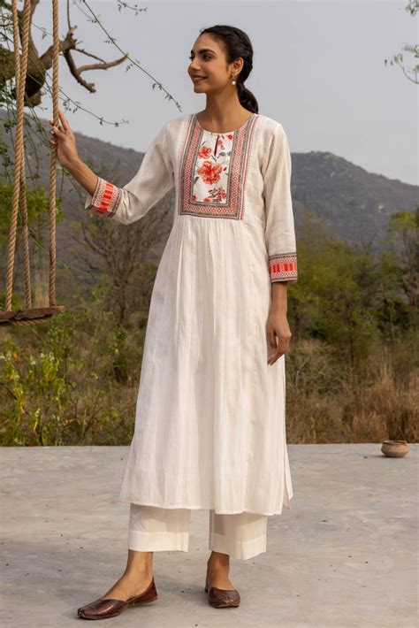 Cottons Jaipur - Buy cotton kurtas online.