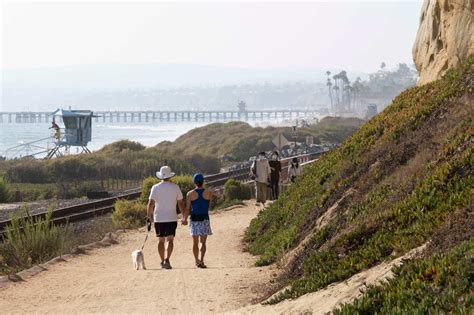 Here are 4 easy seaside hikes in Orange County with a cool breeze and ...