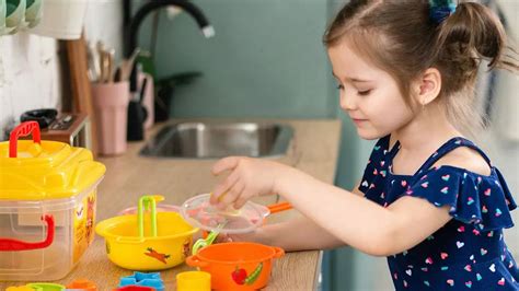 Viral News: 5-Year-Old Orders Toys Worth Rs 2.47 Lakh On Amazon With ...