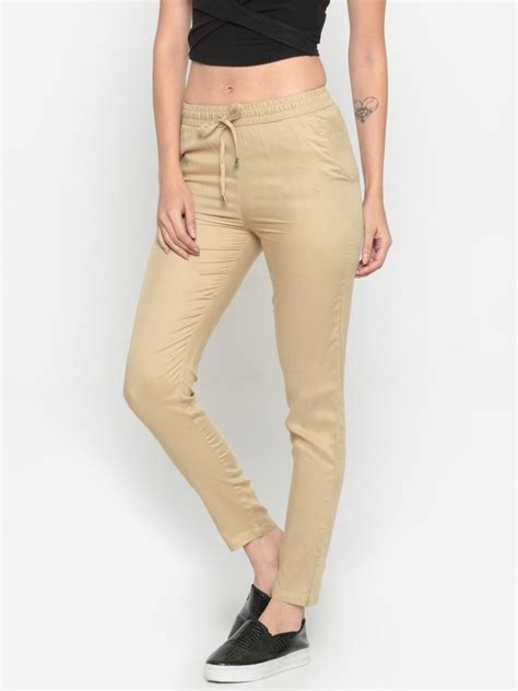 De Moza Straight Pant - Essentials
