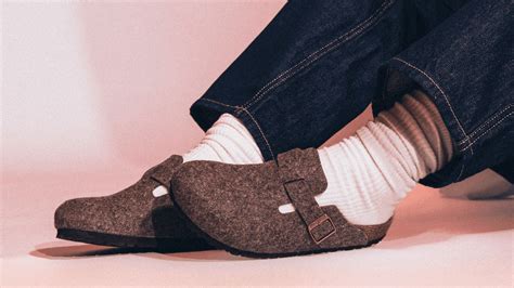 Birk, Slides, Crocs… 10 paires pour cet été