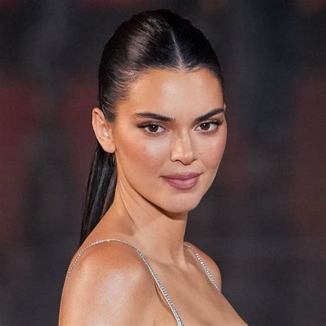 Kendall Jenner Fans Speculate She ‘Gained Some Weight’ After Appearing ...