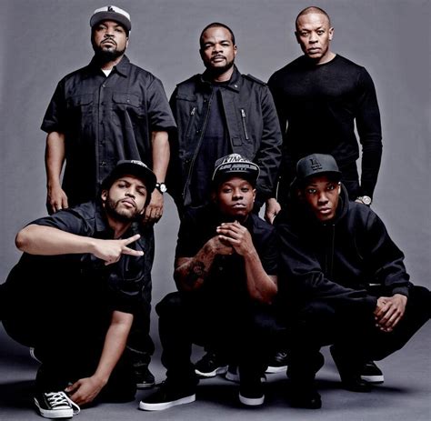 First 'Straight Outta Compton' Pic Reveals Who's Playing Ice Cube, Dr ...