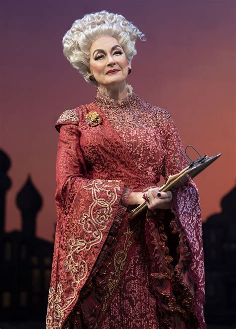 Michele Pawk on the Joys of Acting, Teaching and Mothering Jonathan ...